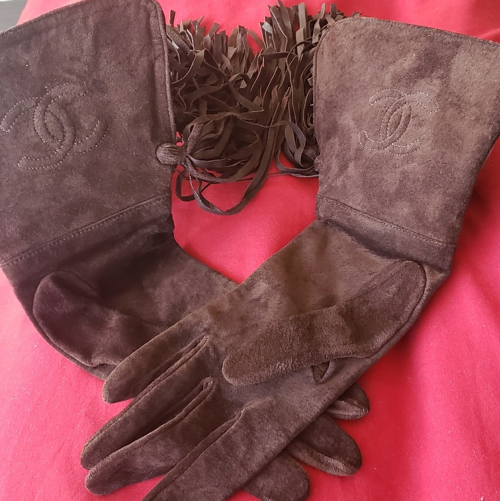 Chanel 93A Authentic brown Gloves Vintage
